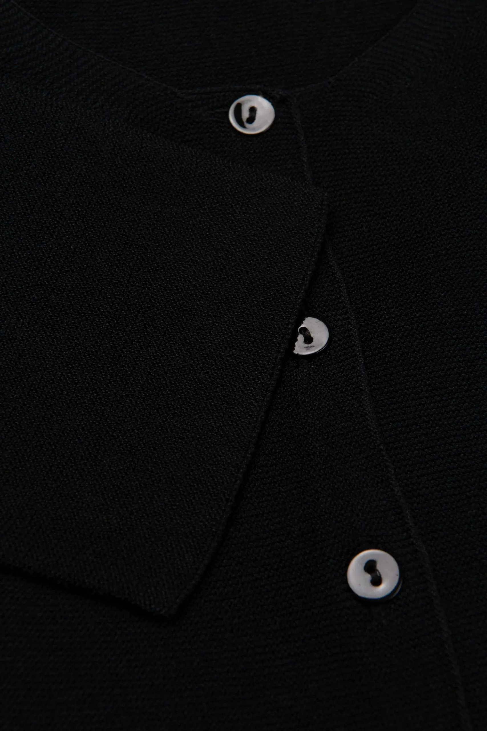 Cardigan corto con bottoni - NERO