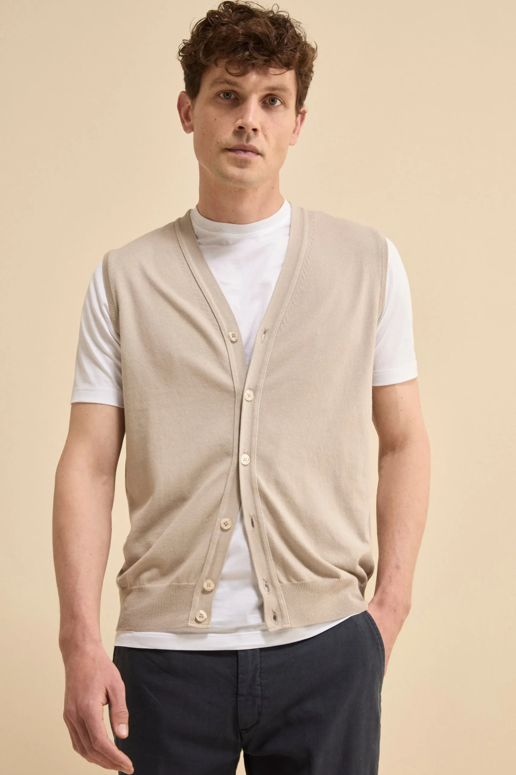 Gilet Scollo a V con Bottoni in Cotone - SABBIA
