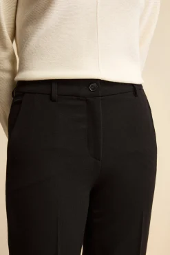 Pantalone a Sigaretta con Pieghe e Risvolto - NERO