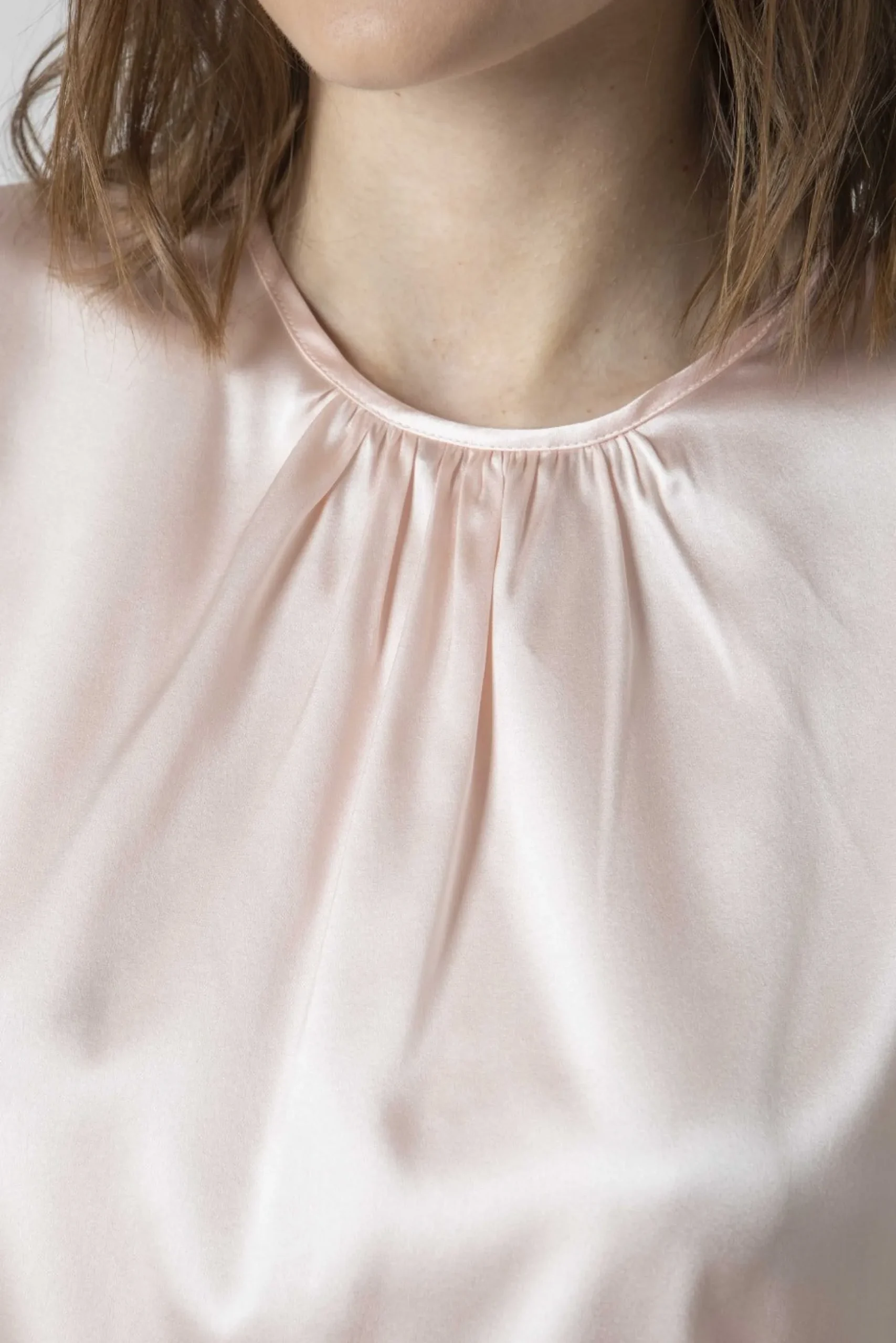 Top in seta - ROSA